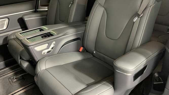 V 300 d 4M