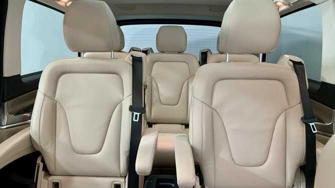 V 300 d 4M