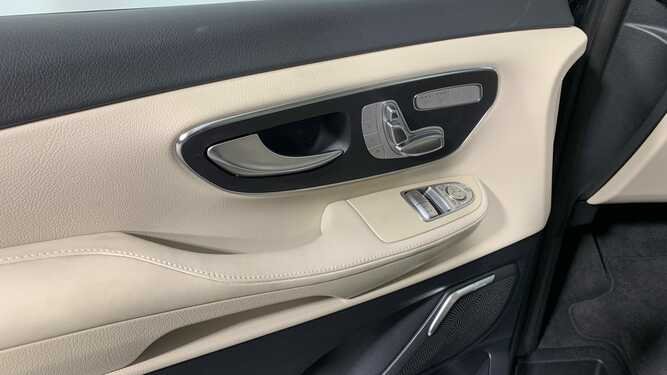 V 300 d 4M