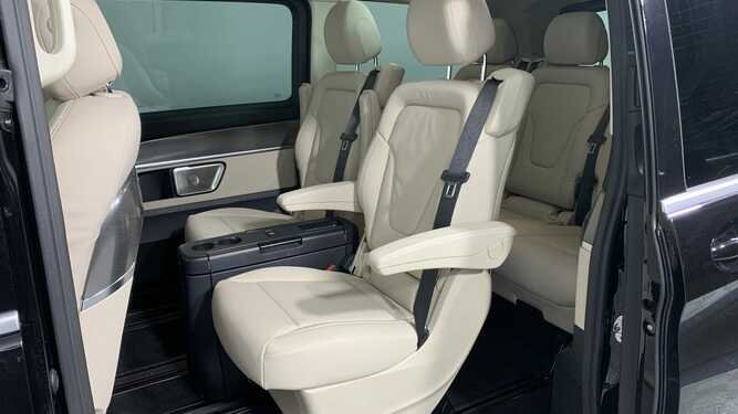 V 300 d 4M
