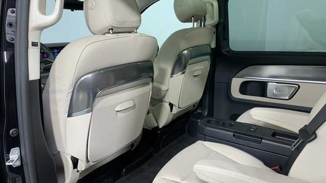 V 300 d 4M